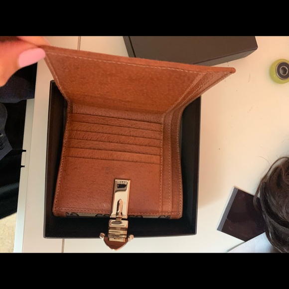 Classic Style Never Used Authentic GUCCI w… - Picture 4 of 6